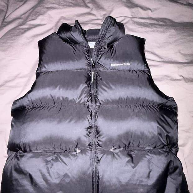 디스이즈네버댓 조끼패딩 XS