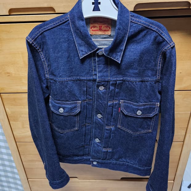 제라도 406xx M사이즈 팝니다