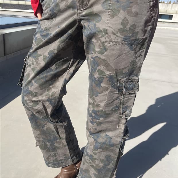 Floral Cargo Pants 플로럴 카고 팬츠