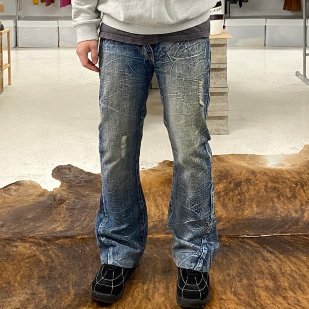 일본 빈티지 하드워싱 커브드 절개 부츠컷