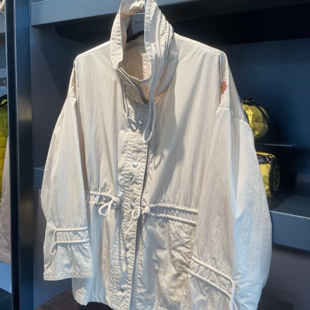 몽클레어 DEEL 딜 나일론 바람막이 자켓 새상품