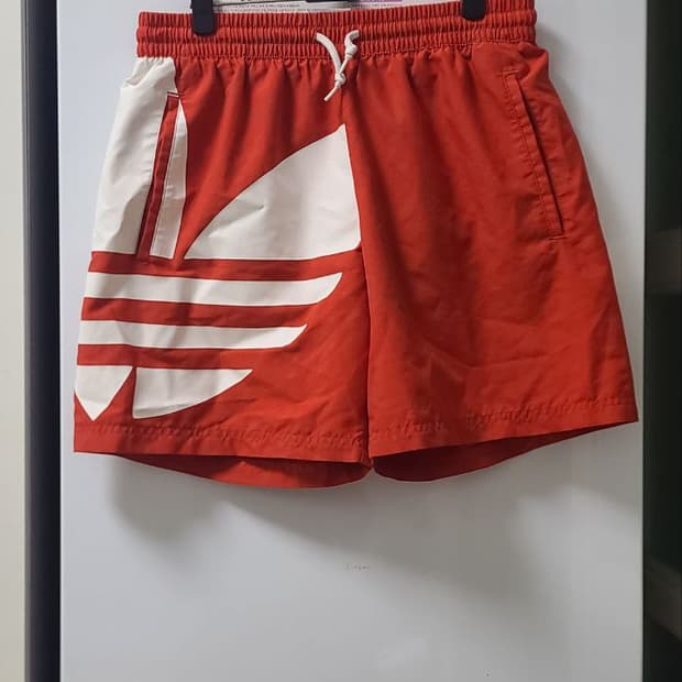 아디다스 반바지 S