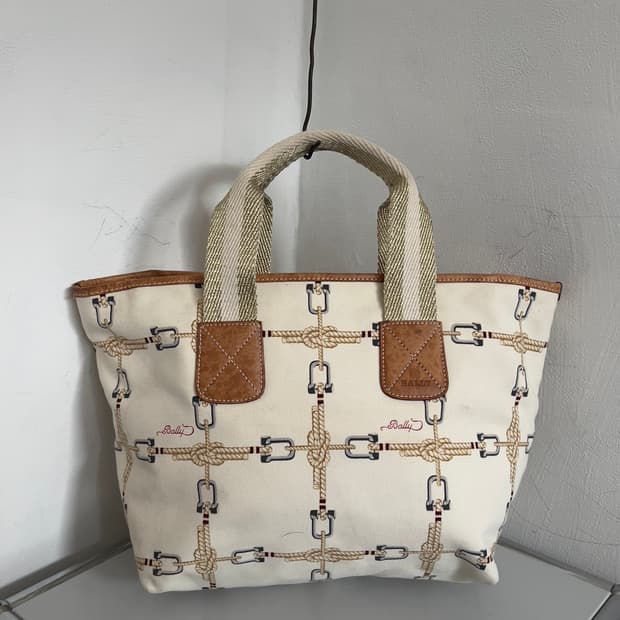 BALLY genuine leather tote bag (ivory)