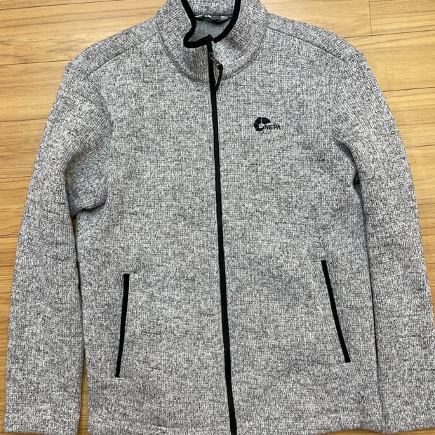 네파 플리스 자켓 100