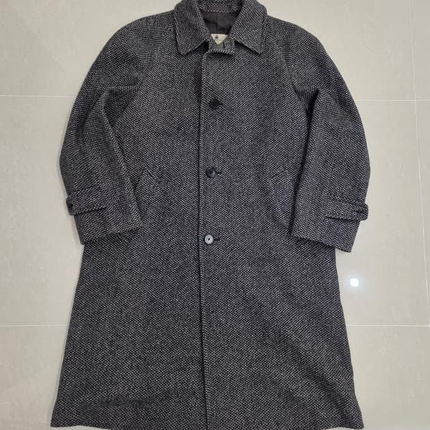 6-70s 아쿠아스큐텀 퓨어 램스울 코트