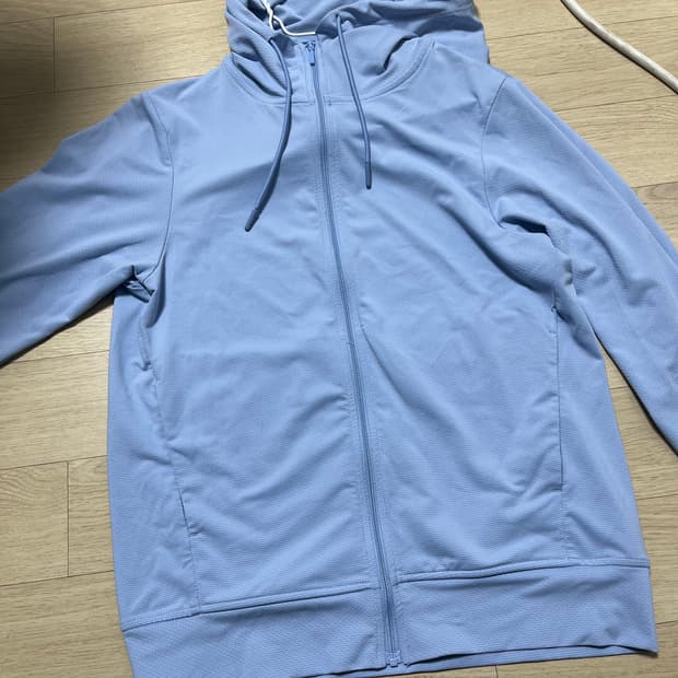 유니클로 에어리즘 후드집업 S