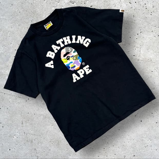 [S] 베이프 컬리지 블랙 멀티 카모 반팔 티셔츠 C977