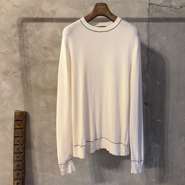 띠어리 크루넥 니트 100