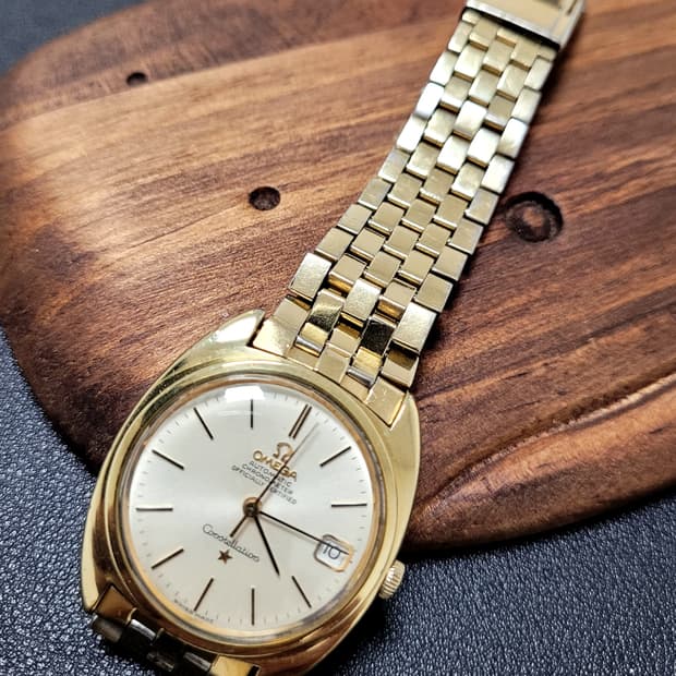 오메가 컨스틸레이션 캡골드 금배꼽