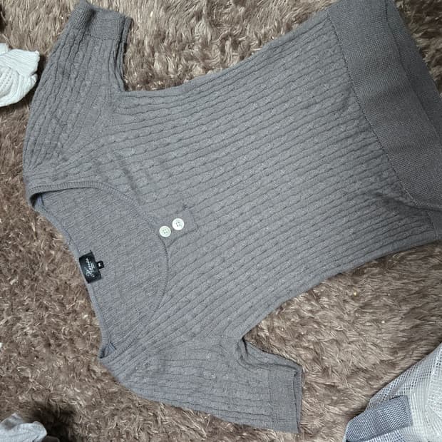 니트버튼 반팔 빈티지 모리