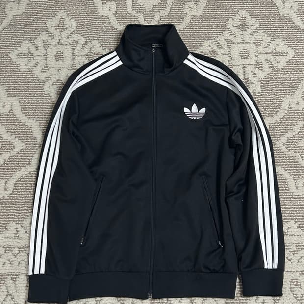 아디다스 구 파이어버드 블랙 져지