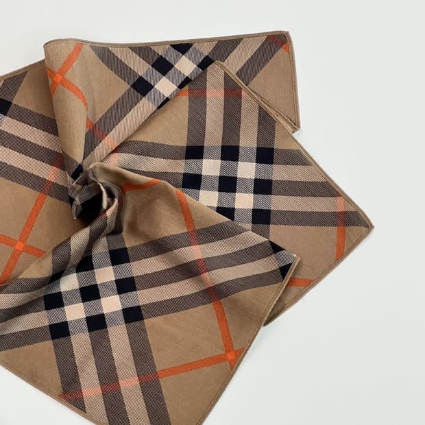 burberry/ 버버리 쁘띠스카프 손수건