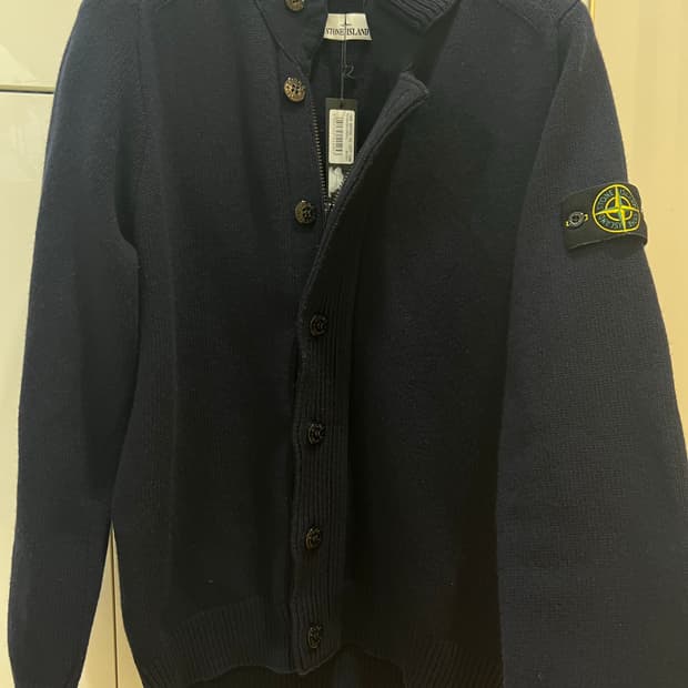 24fw 스톤아일랜드 집업가디건 L (새상품급)