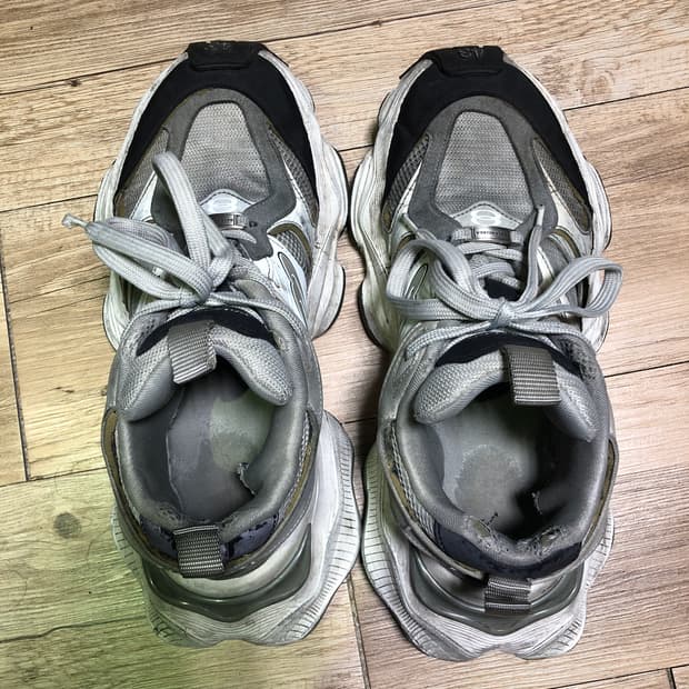 발렌시아가 카고 스니커즈