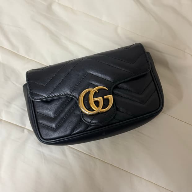 구찌 마틀라세 미니 체인백 