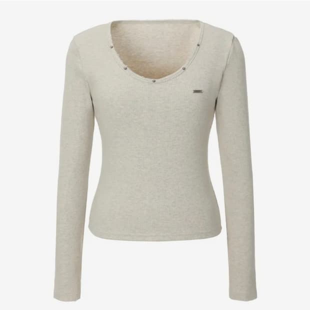 카키포인트 데미지 스터드 티셔츠 