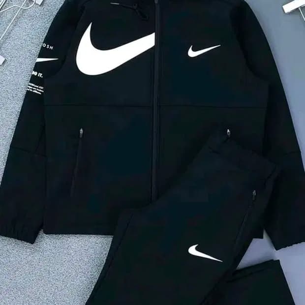  나이키 기모트레이닝복 세트