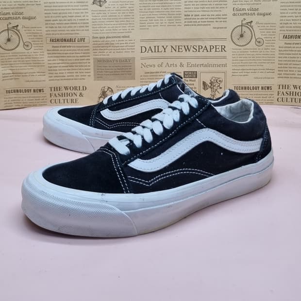 반스 올드스쿨 블랙 스니커즈 245