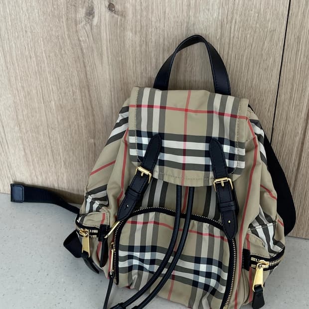 버버리백팩
