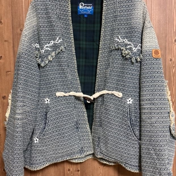 펜필드X닉기어 셋업 판매합니다.