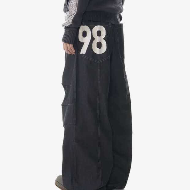 아캄 98 프린트 데님 팬츠 블랙 printed knee pin-tuck
