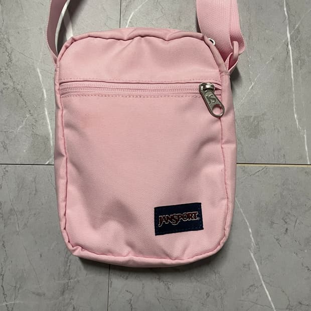 팔로워 특가 잔스포츠 딸기우유 핑크 크로스백 미니 가방
