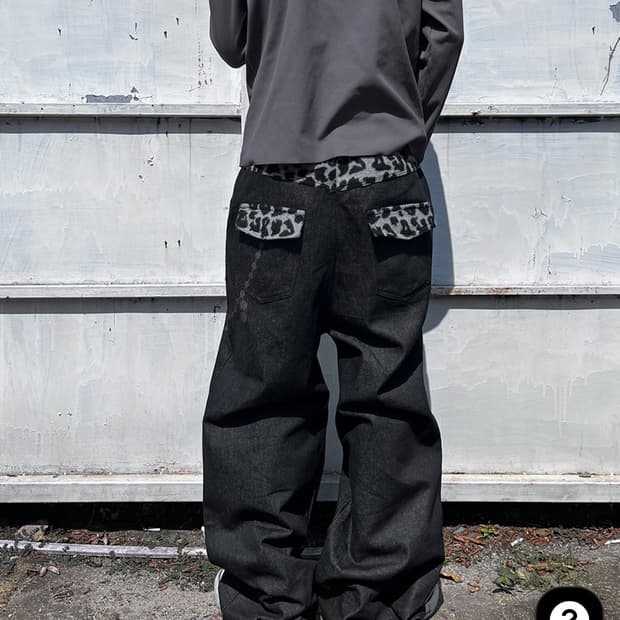 비엑세스 no e mosen Black Baggy Denim Pants