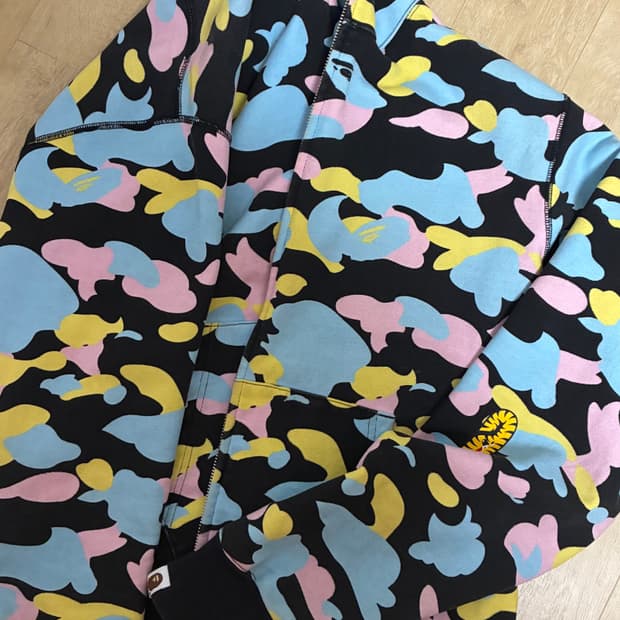 베이프 뉴멀티 카모 샤크 후드집업 캔디 베이프