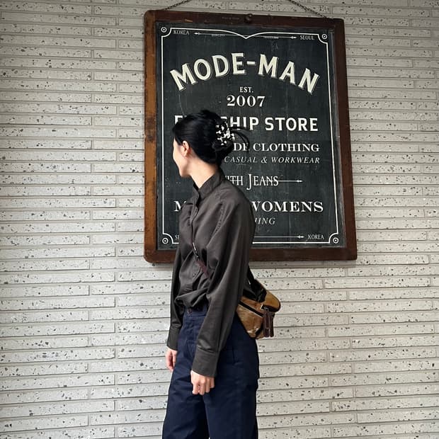 나이젤 카본 와이드 네이비 치노 팬츠