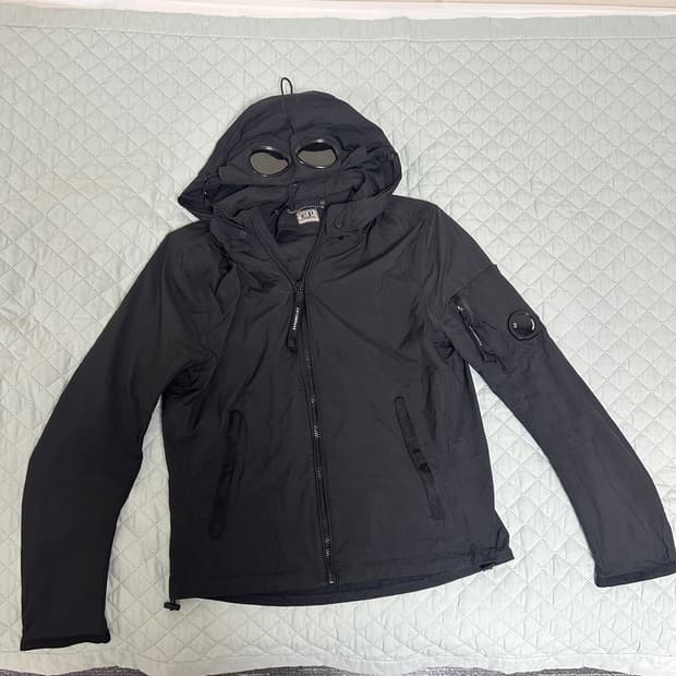 cp컴퍼니 고글후드 암렌즈 바람막이