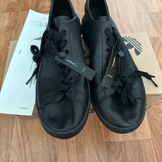 새상품) 스탠스미스 데콘 블랙 270 팝니다.