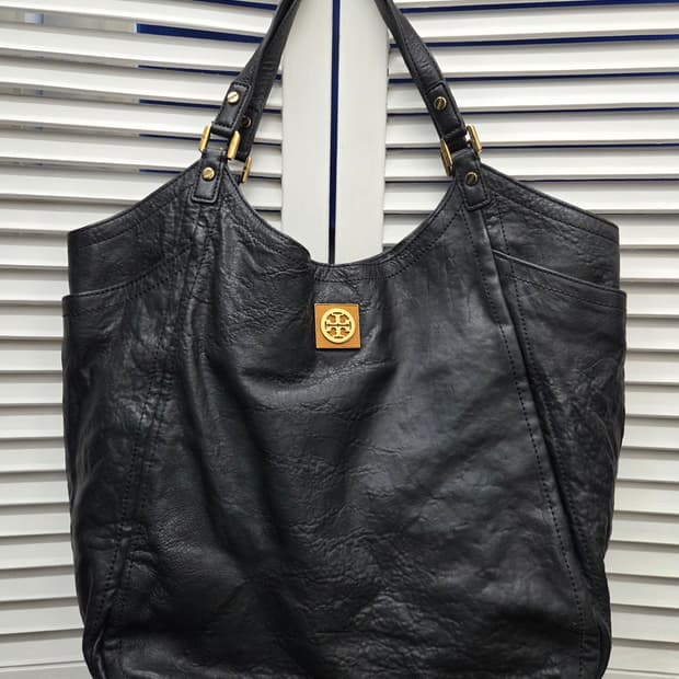 토리버치 소가죽 빅 토트백