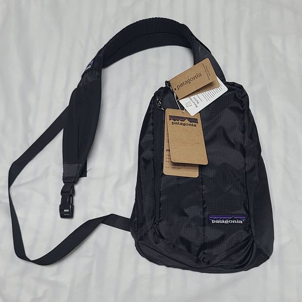 파타고니아 크로스백  슬링백 블랙 ( 새상품 )