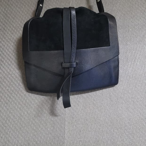 이자벨마랑 크로스백