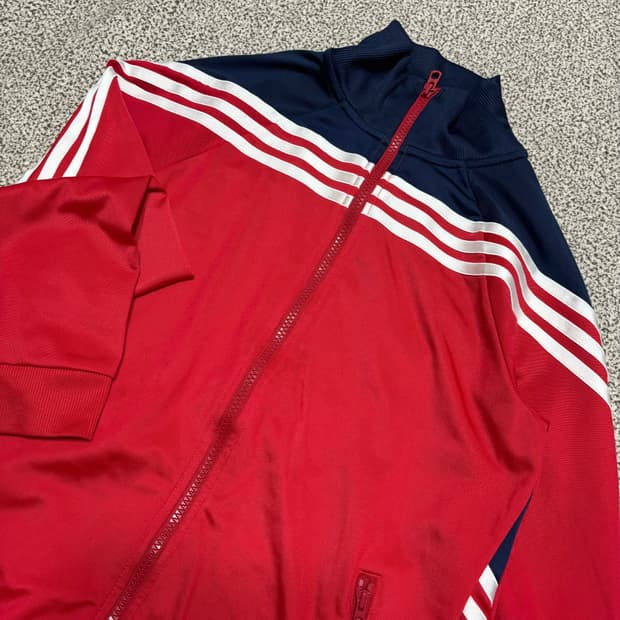 Woman's 아디다스 유로파 파이어버드 트랙탑 져지 [A]