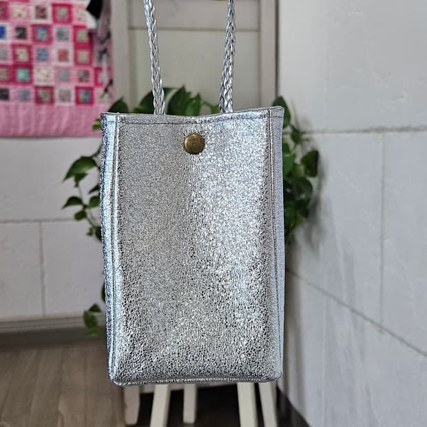 요즘겨울실버 파우치