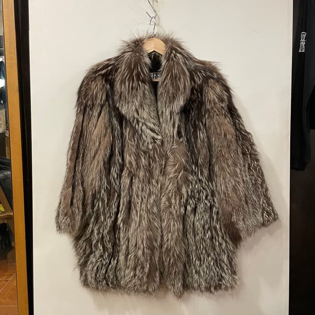 사가폭스 롱퍼 자켓