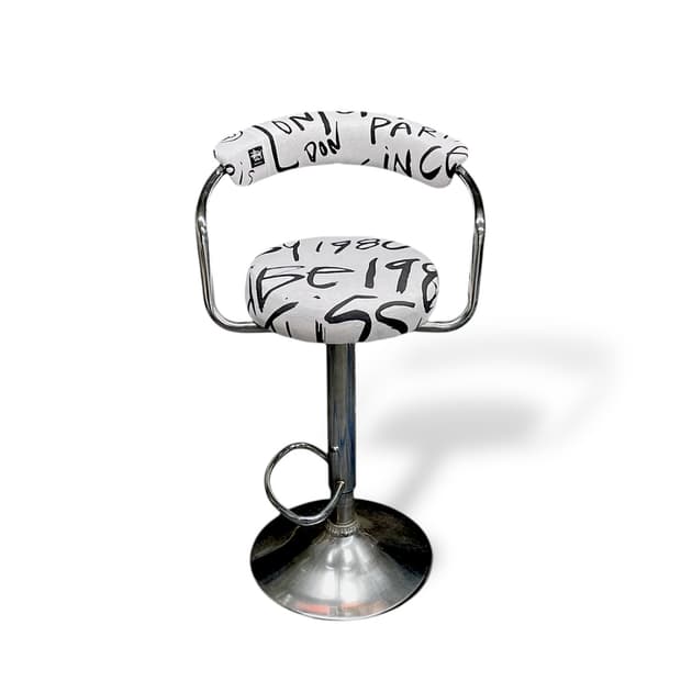 스투시  그래피티 바 체어