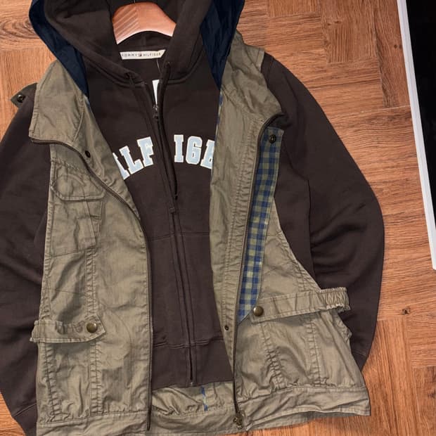 빈티지 디테일 후드 베스트