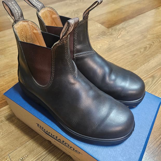 블런드스톤 585 au8.5