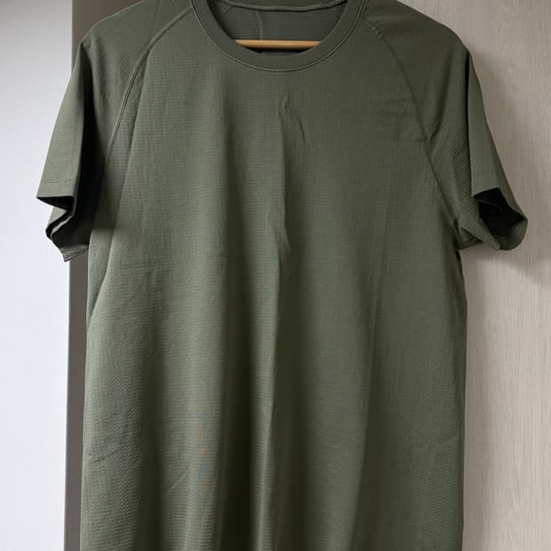 룰루레몬 메탈벤트테크 쇼츠 M