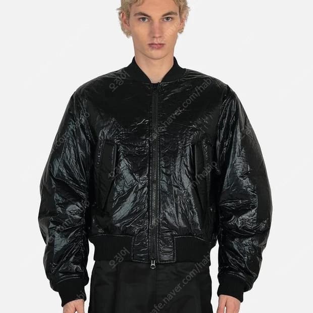 (삽니다) 드리스반노튼 벨로우 백지퍼 봄버 22fw