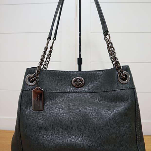 COACH 코치 뉴욕 가죽 숄더백 미사용제품 무게감
