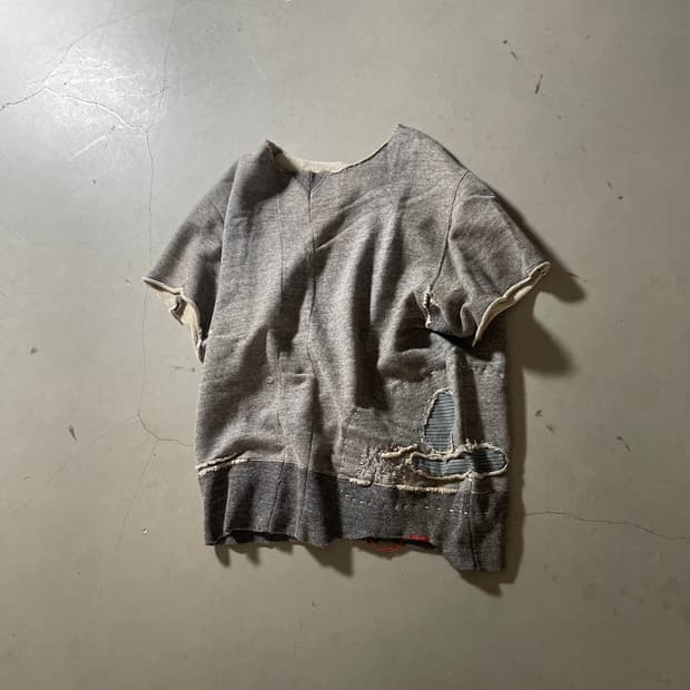 아나크로넘 Distressed Short Sleeve Sweatshirt