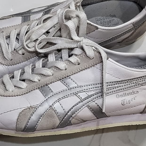 오니츠카 타이거 스니커즈 250