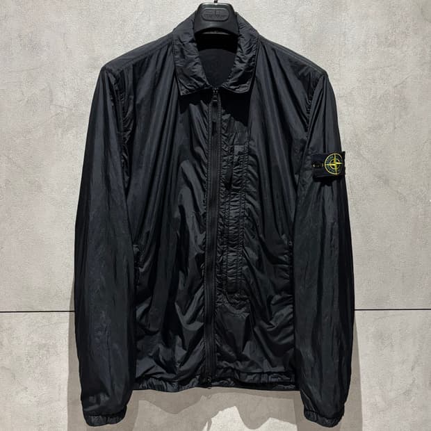 A+ / L (103) 스톤아일랜드 크링클랩스 바람막이 블랙
