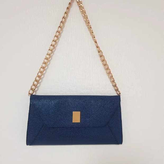 쿠론 숄더 겸 클러치백 ㅡ 정품 