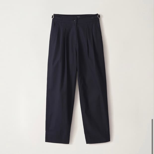 낫띵리튼 Herringbone pleated trouser 팬츠 네이비