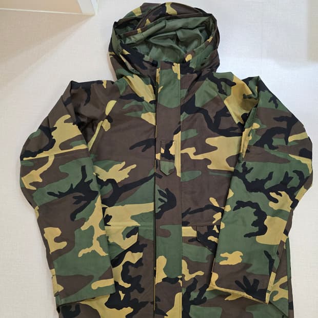 미군 ecwcs 고어텍스 L-R