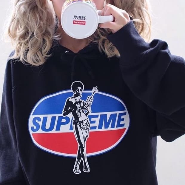 슈프림 히스테릭글래머 후드티